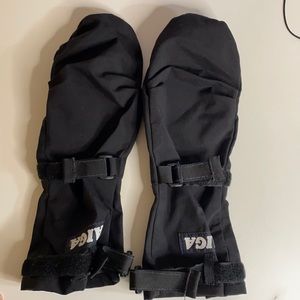 Taiga mittens - she’ll only.